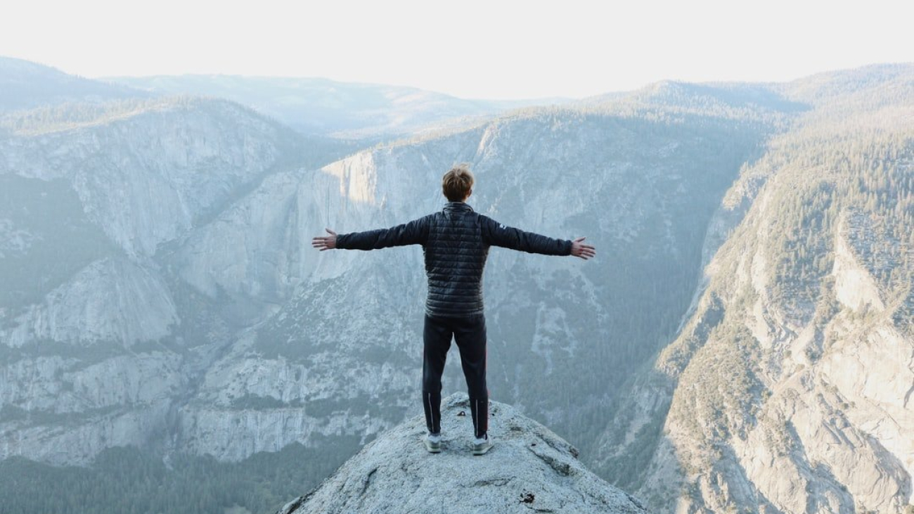 unsplash-image-YyFwUKzv5FM